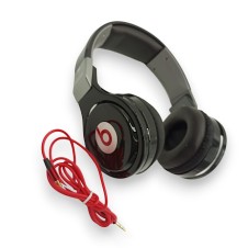 Oyun Dünyasına Yeni Bir Boyut Katın: Güçlü Kablolu Kulak Üstü Kulaklık ile Oyun Keyfini Zirveye Taşıyın!